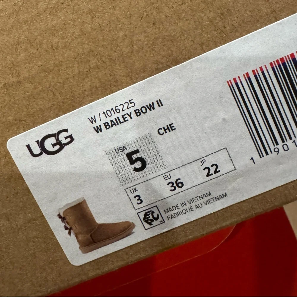 NWT UGG Chestnut Boots with Bailey Bows 🤎 - Picture 5 of 5